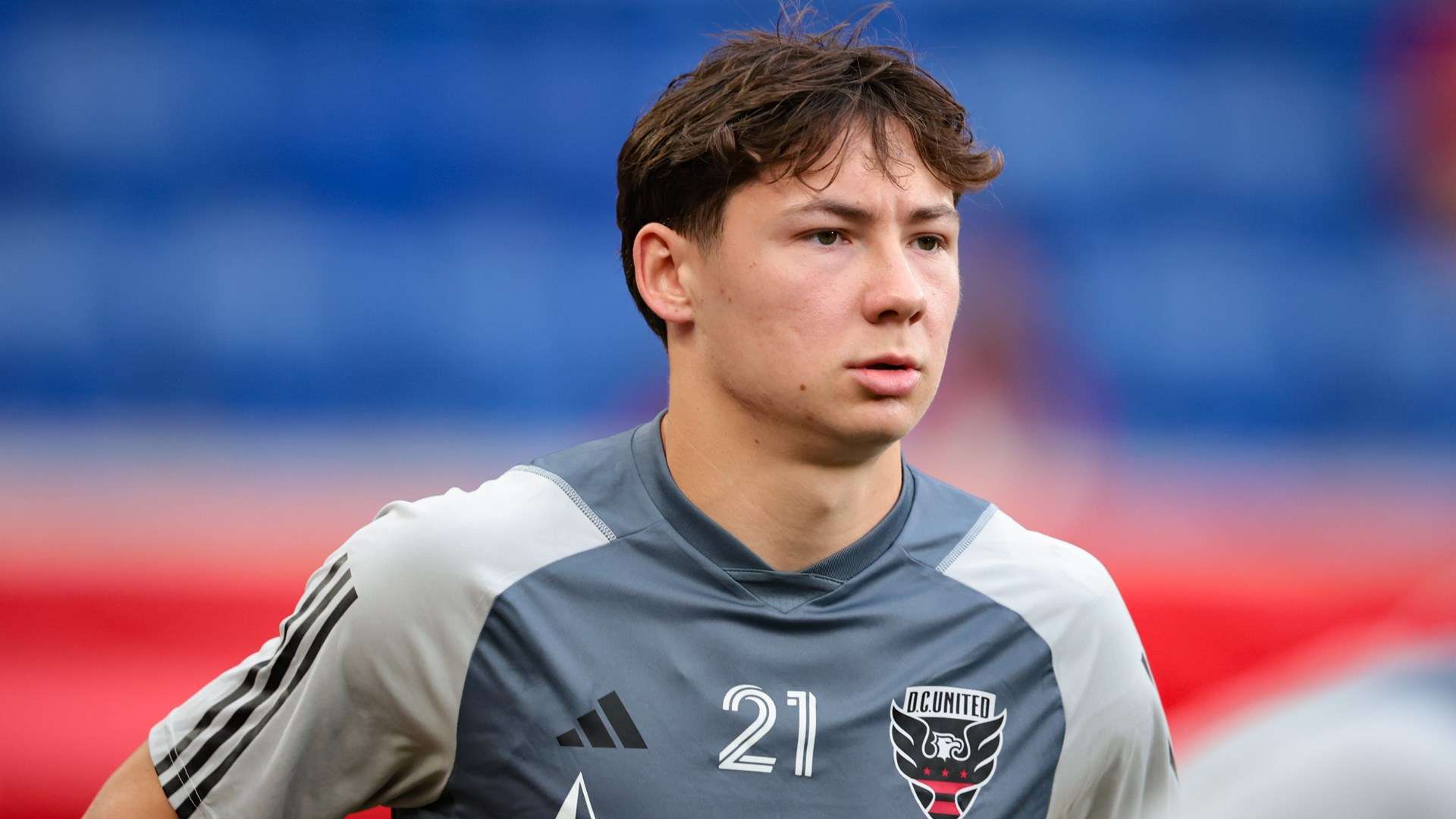 了激烈较量 了激烈较量